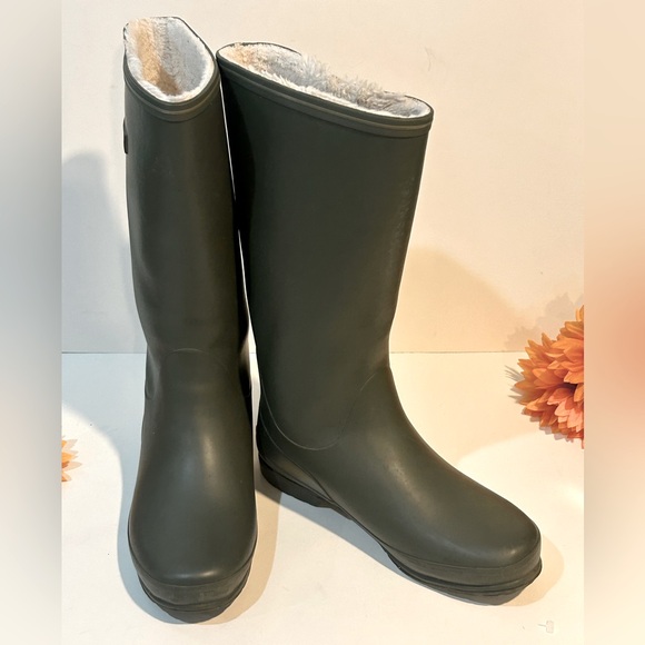 Tretorn Dark Green Sherpa Winter Rain Boots Size 7 - Picture 1 of 7